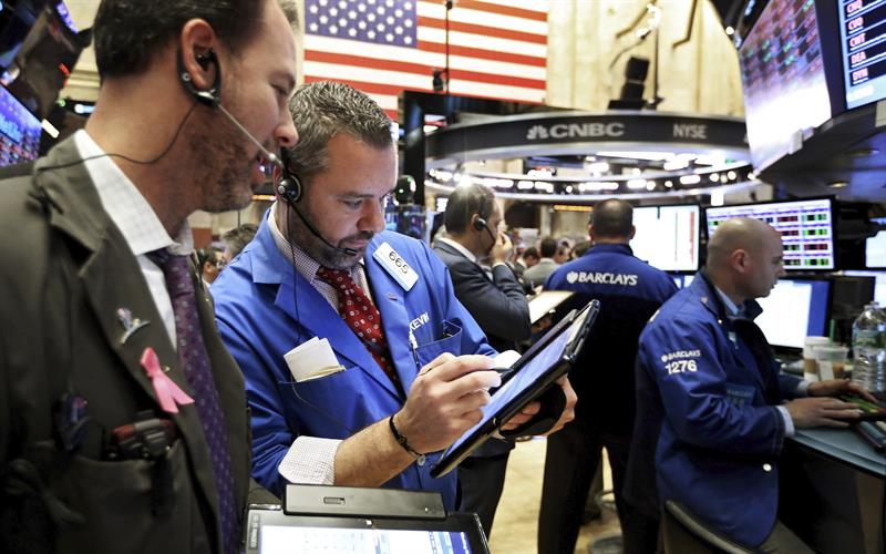  Wall Street opens with gains and the Dow Jones rises by 0.63%