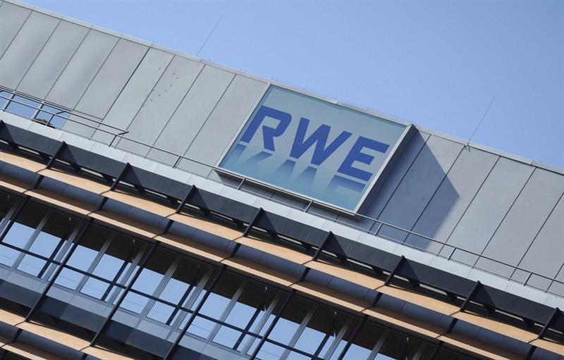 The German power company RWE won 2,200 million euros so far this year