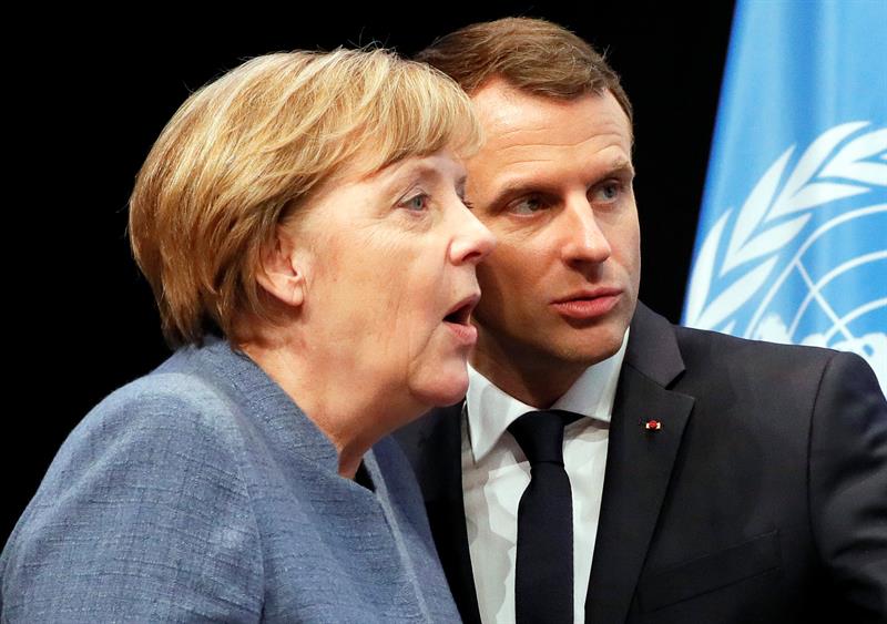  France wants a "stable and strong" Germany to move forward jointly