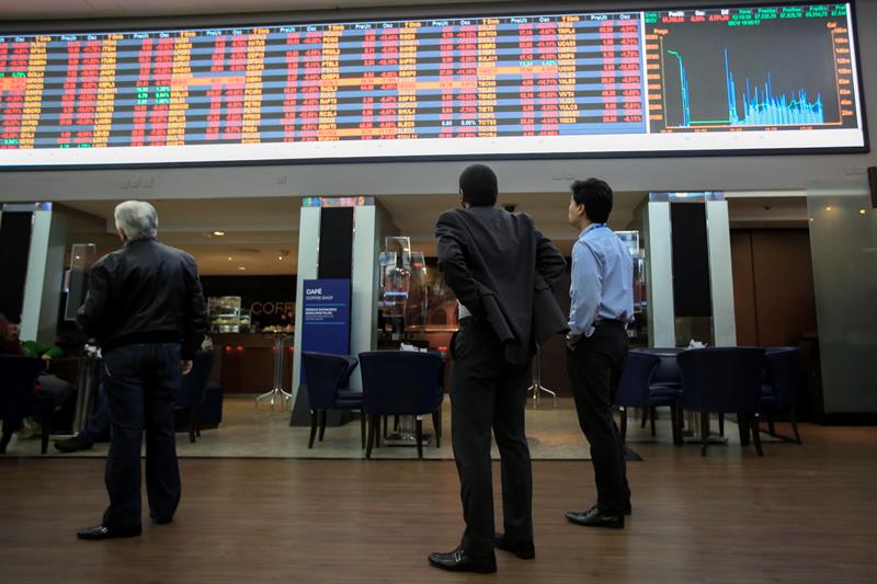  The Sao Paulo stock market loses 0.38% in the opening